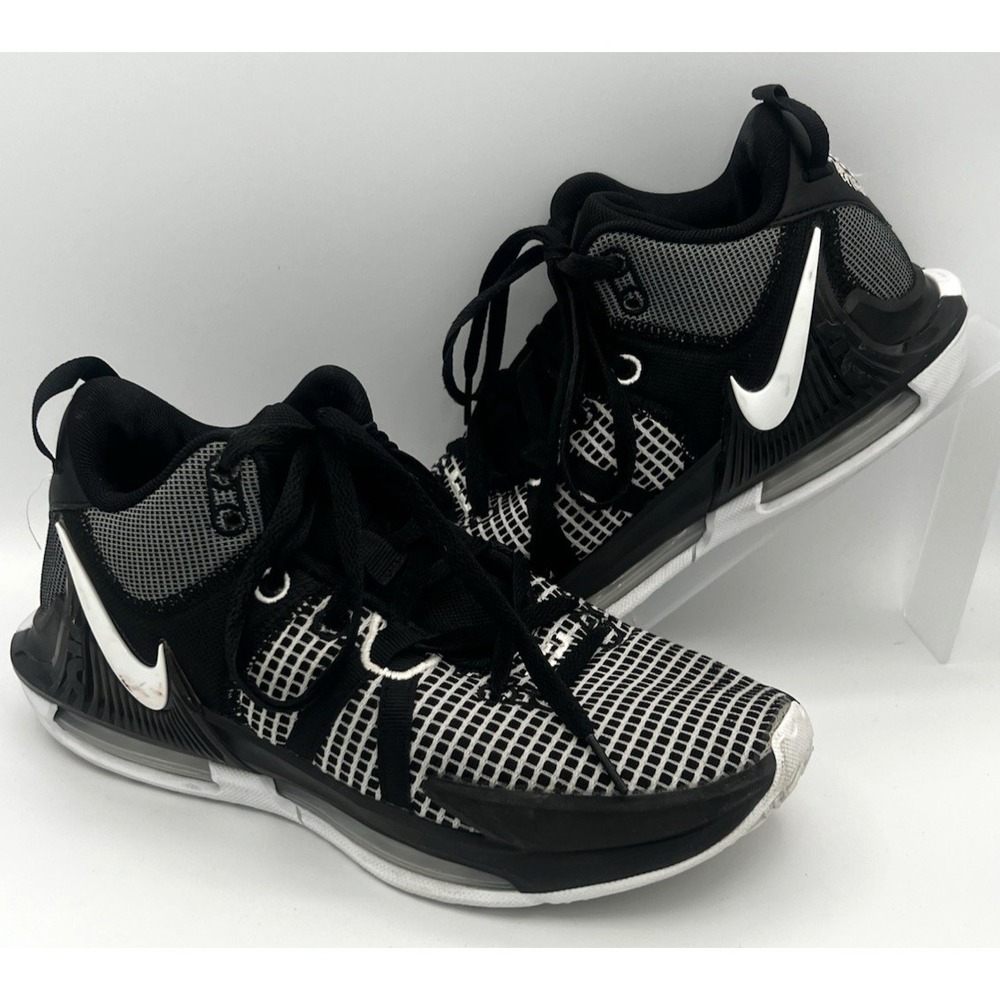 Nike LeBron Witness‎ 7 TB Men's Sneakers Size 7.5 Black White Shoes DZ3299-001